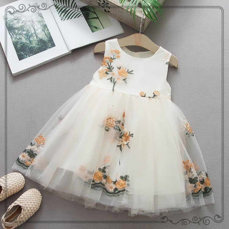 Robe Fille en Coton Brodé Sans Manches